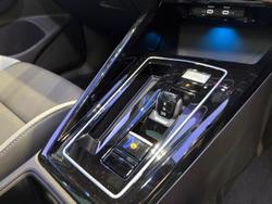 2025 Volkswagen Golf 110TSI R-Line