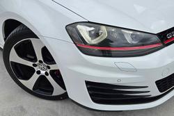 2015 Volkswagen
                Golf GTI