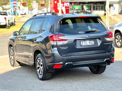 2023 Subaru
                Forester 2.5i