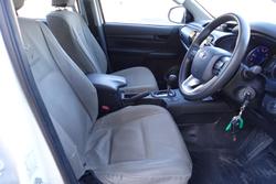 2020 Toyota Hilux SR GUN126R 4X4 Dual Range Glacier White