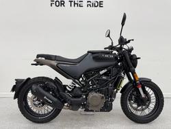 Husqvarna Svartpilen 401