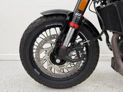 2023 HUSQVARNA SVARTPILEN 401 Black