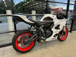 2023 Yamaha YZF-R7LA WHITE