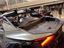2025 Can-Am MAVERICK R X rc SAS Maverick Green