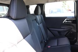 2025 Mitsubishi Outlander LS