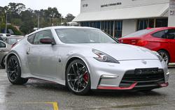 2017 Nissan
                370Z NISMO