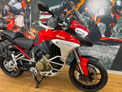 2022 DUCATI MULTISTRADA V4 S RED