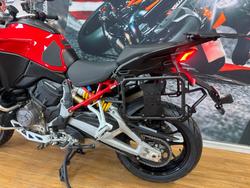 2022 DUCATI MULTISTRADA V4 S RED