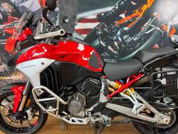 2022 DUCATI MULTISTRADA V4 S RED