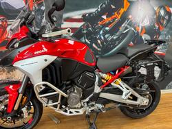 2022 DUCATI MULTISTRADA V4 S RED
