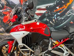 2022 DUCATI MULTISTRADA V4 S RED