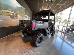 2025 Can-Am Defender XU HD10 Defender Green