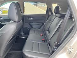 2025 Nissan X-TRAIL ST-L