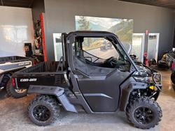 2024 Can-Am Defender HD10 XT Defender Black