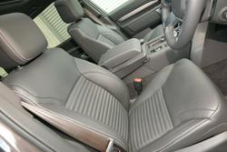 2025 Land Rover Discovery D350 Dynamic SE Series 5 MY25 4X4 Charente Grey