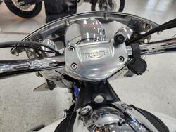 2015 Triumph THUNDERBIRD LT White