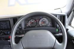 2013 Isuzu
Npr300