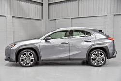 2019 Lexus
                UX 200 Luxury