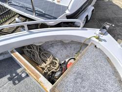 2001 QUINTREX 390 HORNET TROPHY