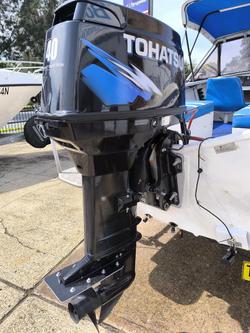 2000 QUINTREX 410 RUNABOUT