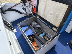 2000 QUINTREX 410 RUNABOUT