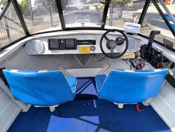 2000 QUINTREX 410 RUNABOUT