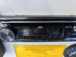 2000 QUINTREX 410 RUNABOUT