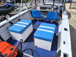 2000 QUINTREX 410 RUNABOUT