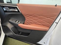 2025 Mitsubishi
                Outlander Exceed Tourer