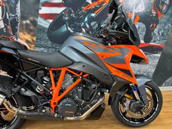 2022 Ktm 1290 SUPER DUKE GT ORANGE