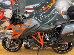 2022 Ktm 1290 SUPER DUKE GT ORANGE