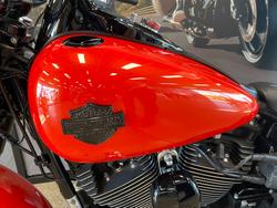 2017 Harley-davidson FLSS SOFTAIL SLIM S RED