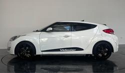 2014 Hyundai Veloster + FS3 Crystal White