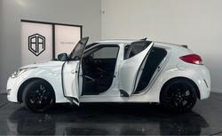 2014 Hyundai Veloster + FS3 Crystal White