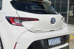 2020 Toyota
                Corolla Ascent Sport Hybrid