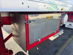 2017 Maxitrans St3 34 Pallet -30 Reefer B Double Double Stacker, Rear Evap