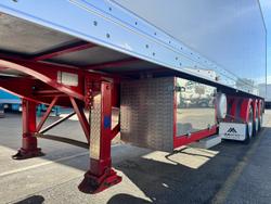 2017 Maxitrans St3 34 Pallet -30 Reefer B Double Double Stacker, Rear Evap