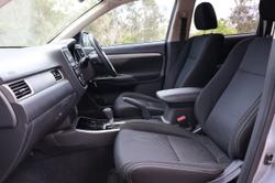 2017 Mitsubishi Outlander LS Safety Pack