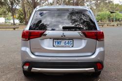 2017 Mitsubishi Outlander LS Safety Pack