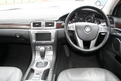 2006 Holden Statesman International WL Heron White