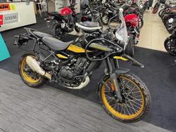 2025 Royal Enfield Himalayan 450 Himalayan Black