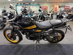 2025 Royal Enfield Himalayan 450 Himalayan Black