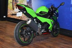 2020 Kawasaki NINJA 400 KRT EDITION Green