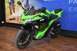 2020 Kawasaki NINJA 400 KRT EDITION Green