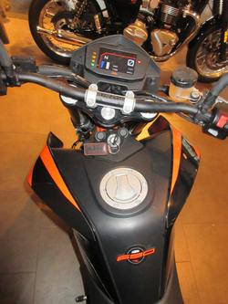 2017 KTM 690 Duke R Duke Black