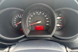 2016 Kia
                Rio S