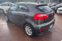 2016 Kia
                Rio S