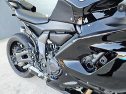 2022 Yamaha YZF-R7LA LOW GLOSS BLACK