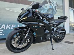 2022 Yamaha YZF-R7LA LOW GLOSS BLACK