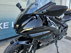 2022 Yamaha YZF-R7LA LOW GLOSS BLACK